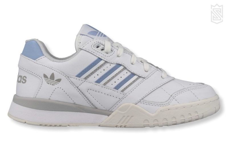 adidas a.r. trainer weiss hellblau g27715