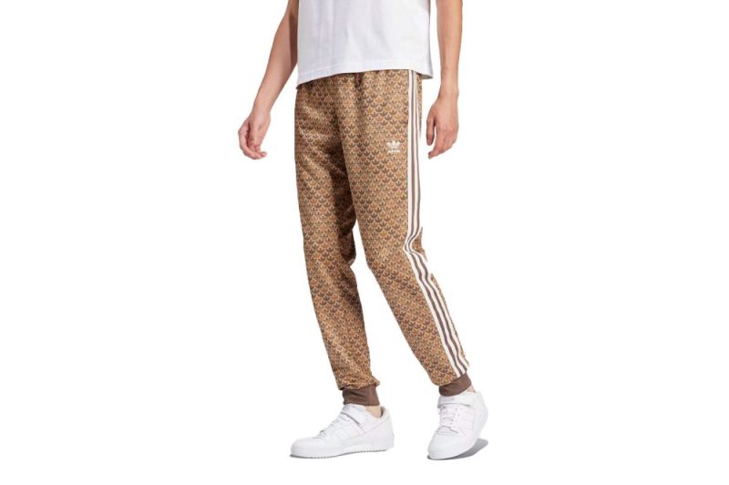 adidas classic mono trackpant braun is0257 02