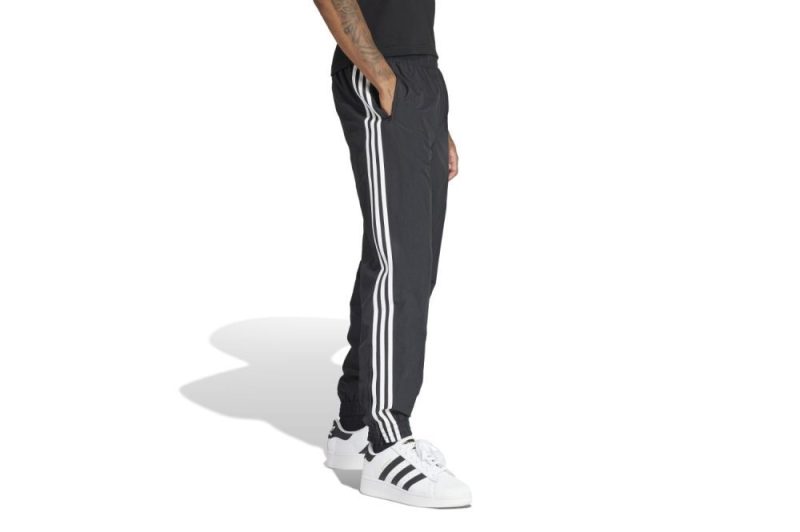 adidas woven firebird trackpant schwarz it2501 03