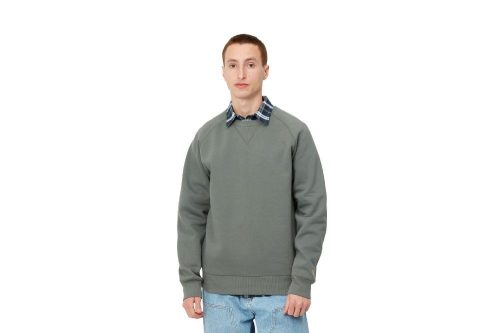 carhartt wip chase sweatshirt gruen i026383 0sn xx 03 01 03