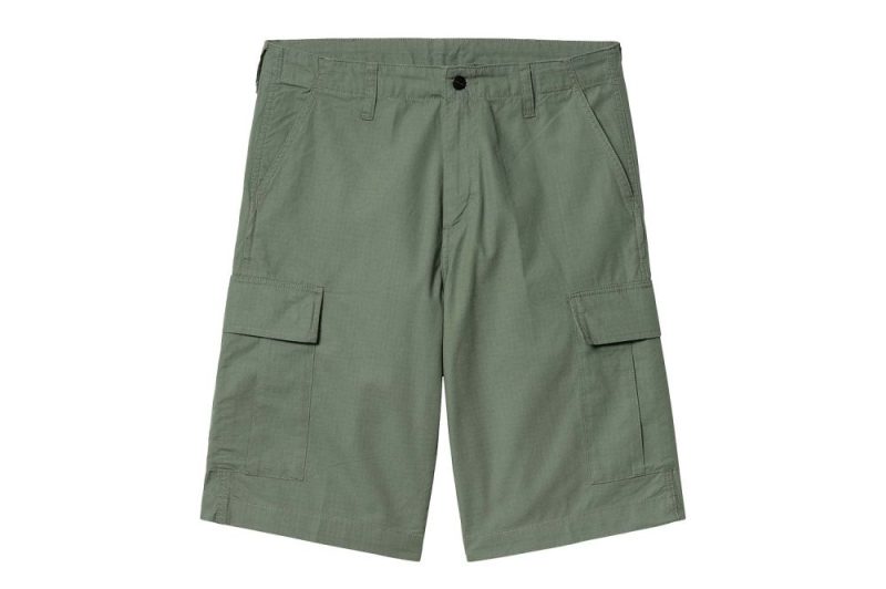 carhartt wip regular cargo short gruen i028246 1yf 02 01