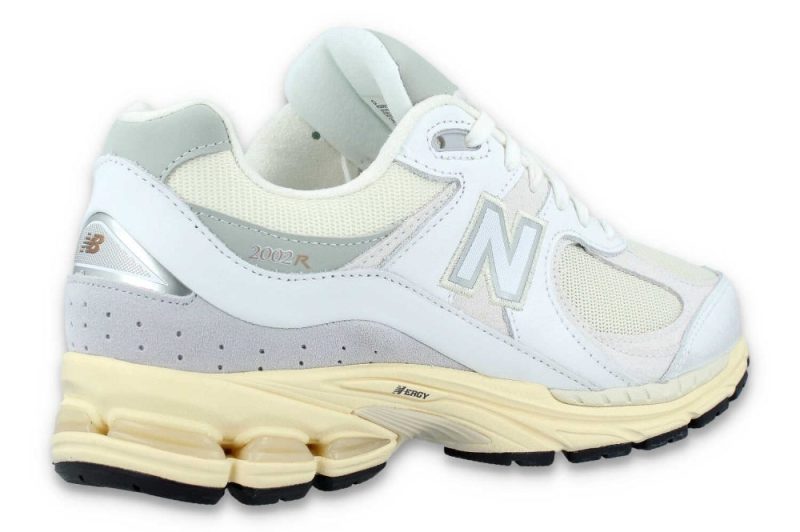 new balance m 2002 ria weiss m2002ria 4