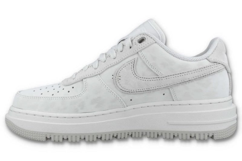 nike air force 1 luxe weiss dd9605 100 03