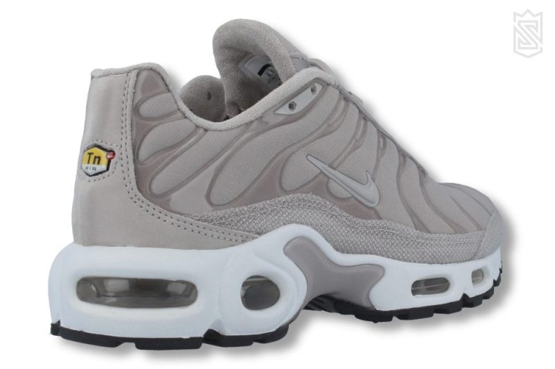 nike air max plus wmns prm 848891 200 3