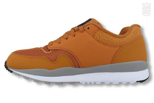 nike air safari ocker 371740 800 2