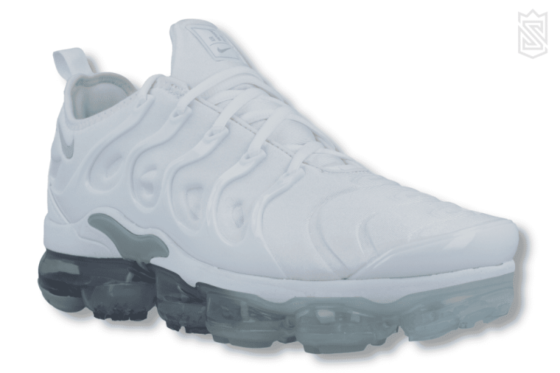 nike air vapormax plus 924453 102 weiss 01