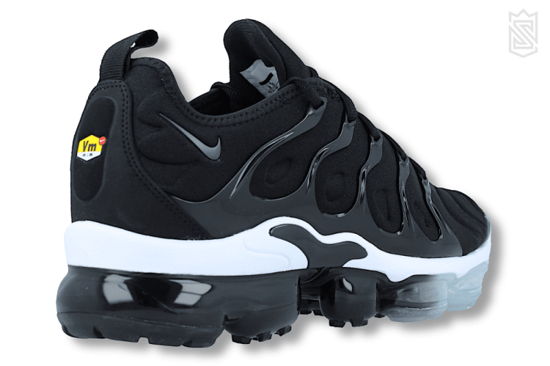 nike air vapormax plus schwarz 924453 010 3