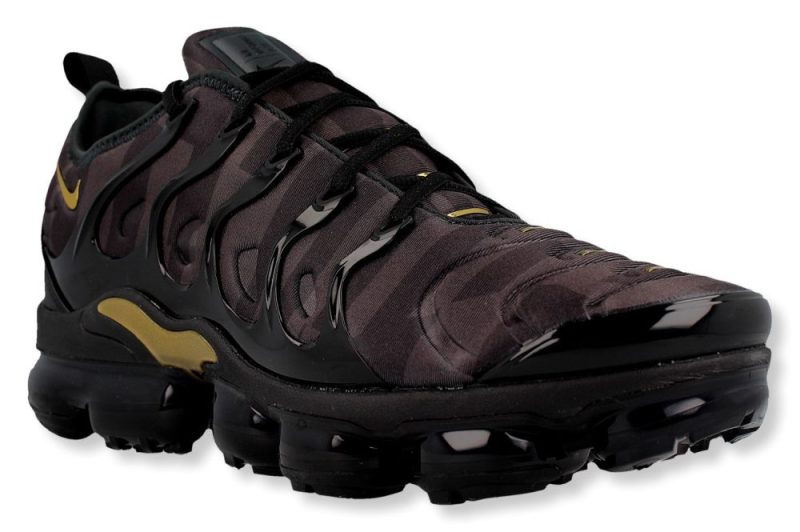 nike air vapormax plus schwarz gold cq4612 001 1