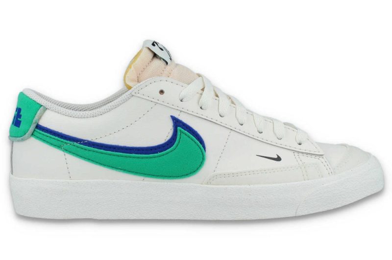 nike blazer low 77 se weiss do9777 001 1