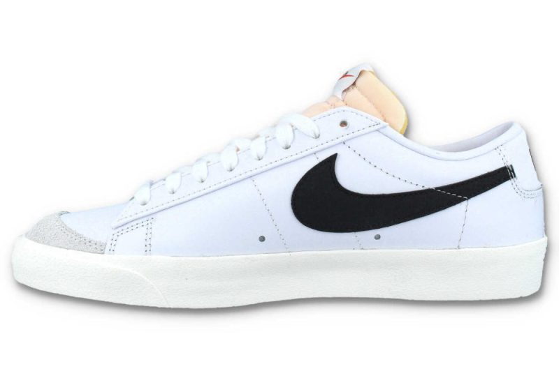 nike blazer low 77 vintage weiss schwarz da6364 101 03