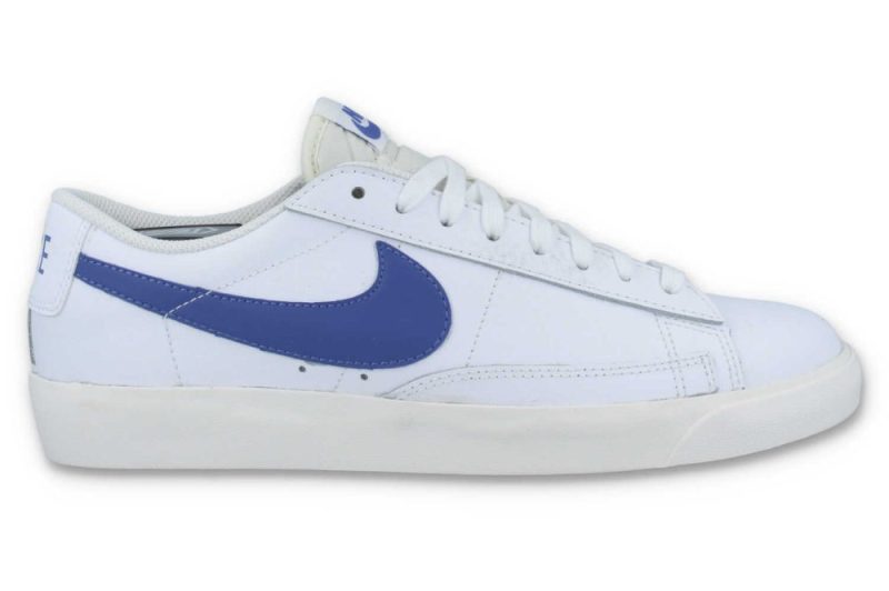 nike blazer low leather weiss blau ci6377 107 1