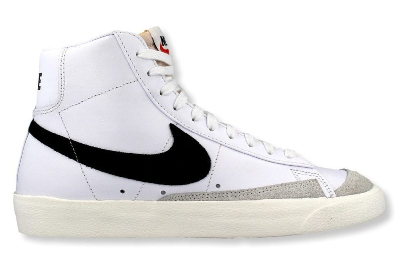 nike blazer mid 77 vinatage weiss bq6806 100 01