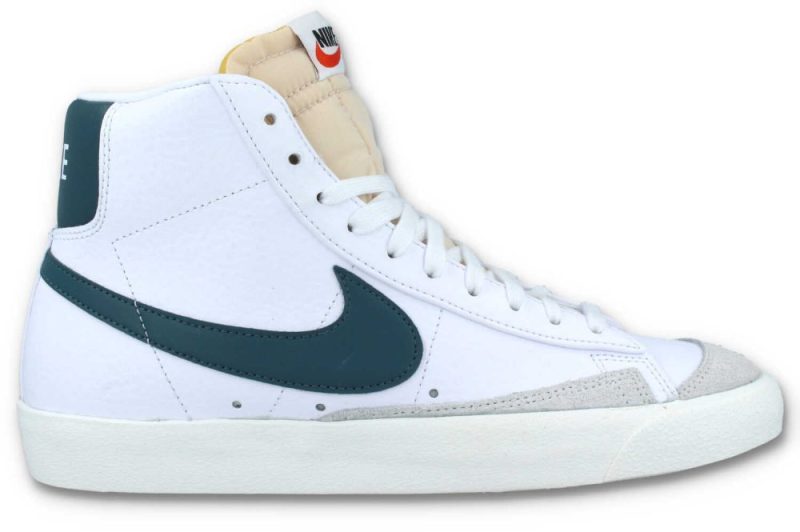 nike blazer mid 77 weiss grun bq6806 112