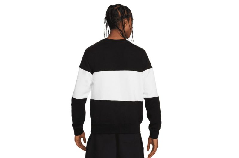 nike club color blocked crewneck schwarz weiss fb7848 010 02