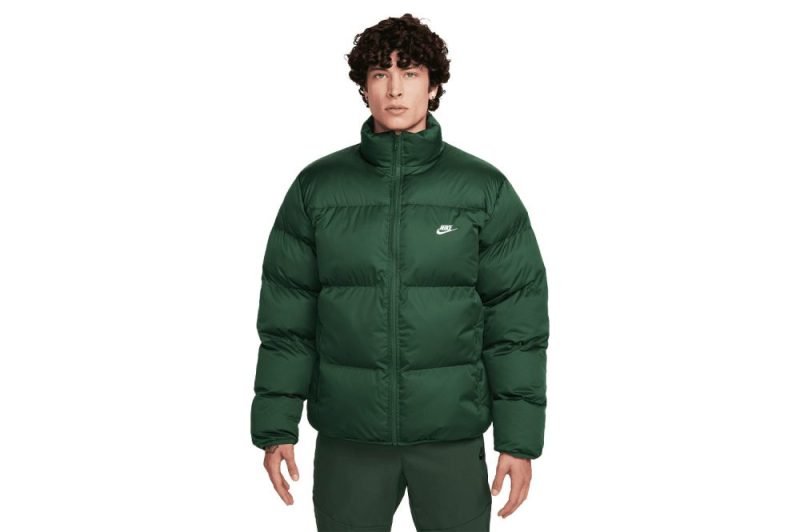 nike club puffer jacket gruen fb7368 323 01