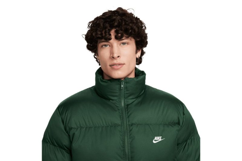 nike club puffer jacket gruen fb7368 323 03