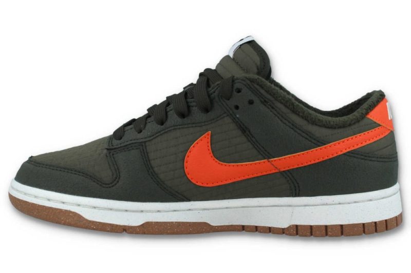 nike dunk low retro next nature gruen dd3358 300 01