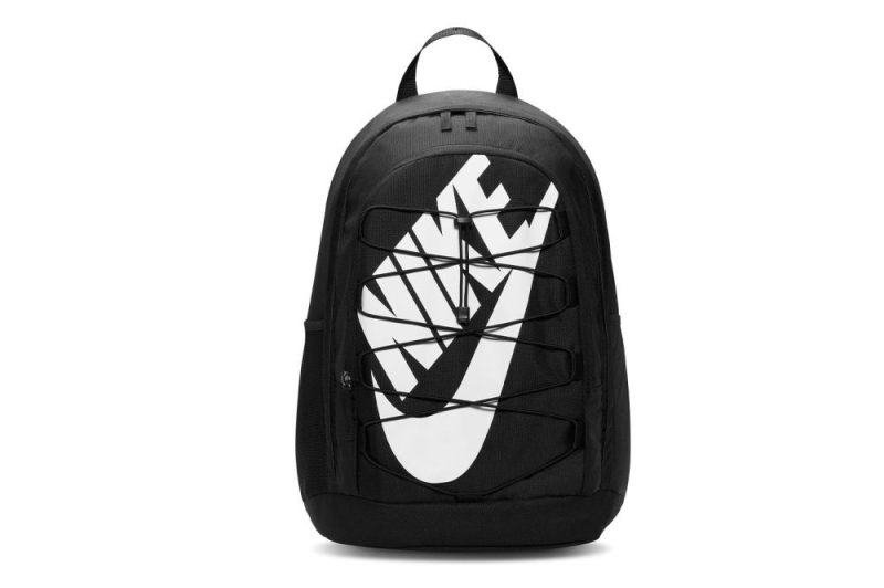 nike hayward backpack 26l schwarz dv1296 010 01