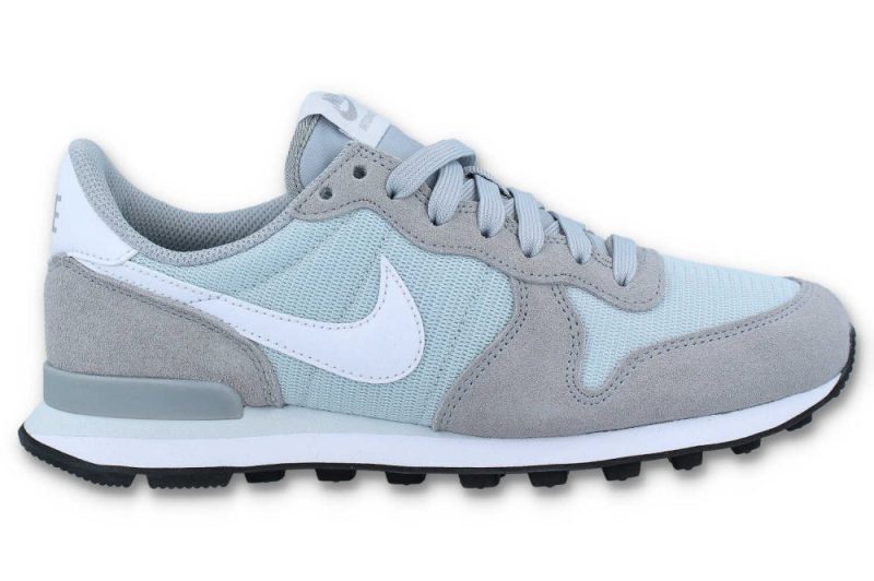 nike internationalist w grau dr7886 002 01