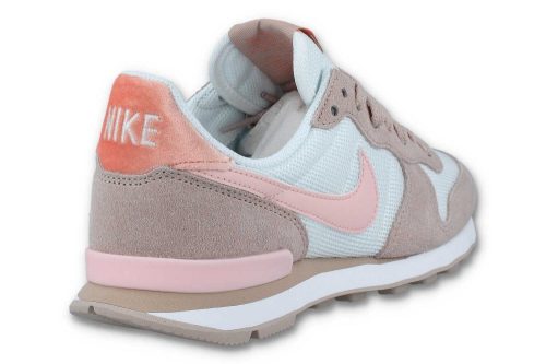 nike internationalist w grau pink dr7877 100 04