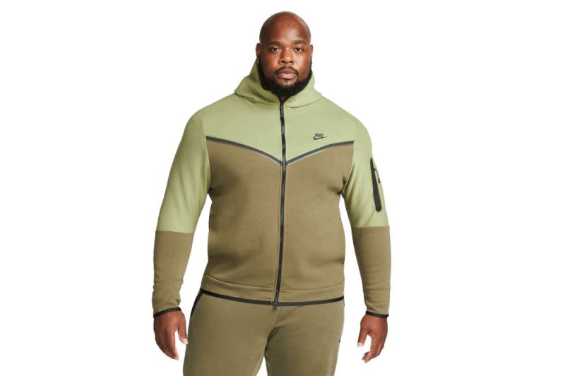 nike tech fleece jacke gruen cu4489 334 01