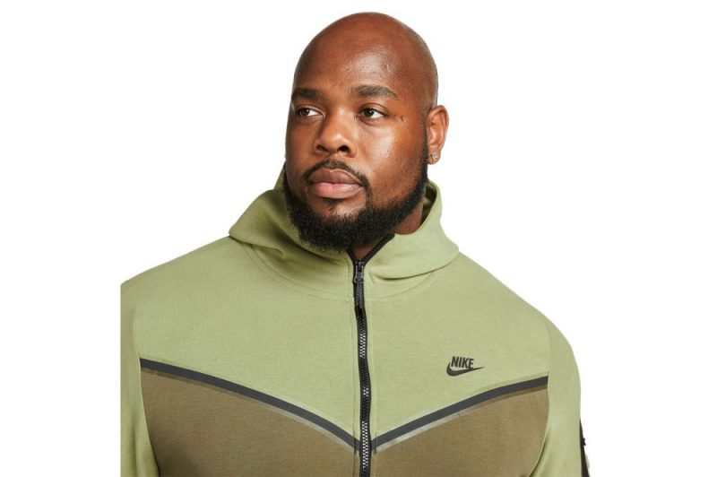 nike tech fleece jacke gruen cu4489 334 03