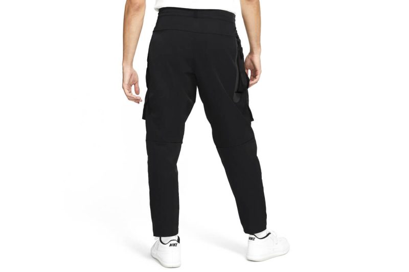 nike tech pack cargo pant schwarz dh2570 010 01