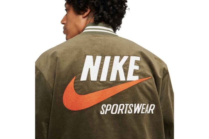 nike trend bomber jacket gruen dv9997 325 05