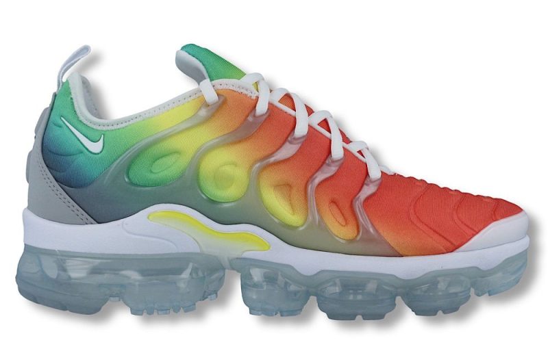 nike vapormax plus multicolour 924453 103