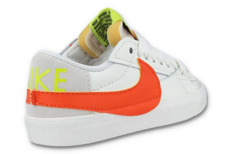 nike w blazer low jumbo weiss orange dq1470 103 04