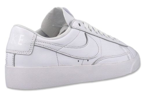 nike w blazer low le weiss av9370 111 3