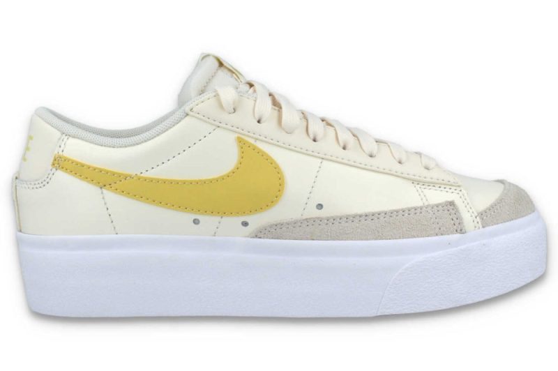 nike w blazer low platform beige dj0292 113 1