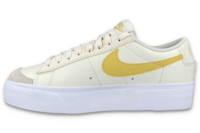 nike w blazer low platform beige dj0292 113 3