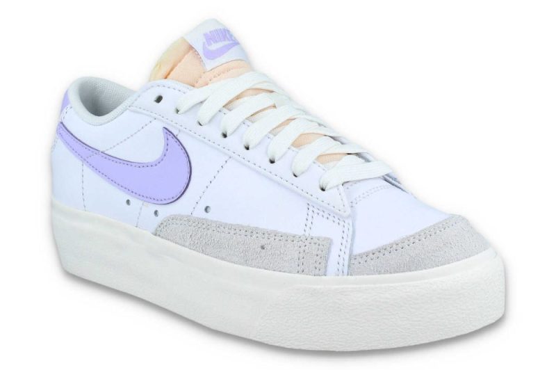 nike w blazer low platform weiss violett dj0292 114 02