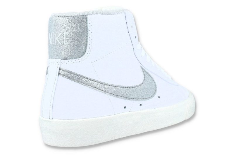 nike w blazer mid 77 ess weiss dq7574 100 4