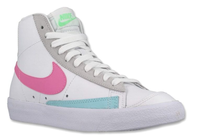 nike w blazer mid 77 weiss multi da4295 100 1