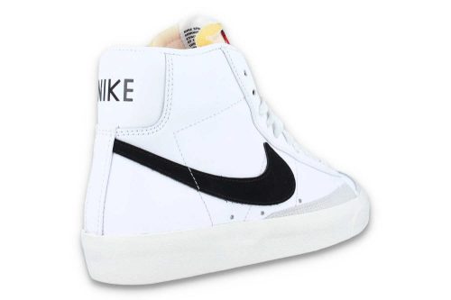 nike w blazer mid 77 weiss schwarz cz1055 100 04