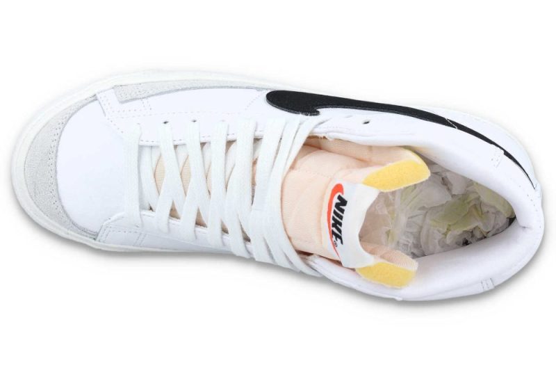 nike w blazer mid 77 weiss schwarz cz1055 100 06