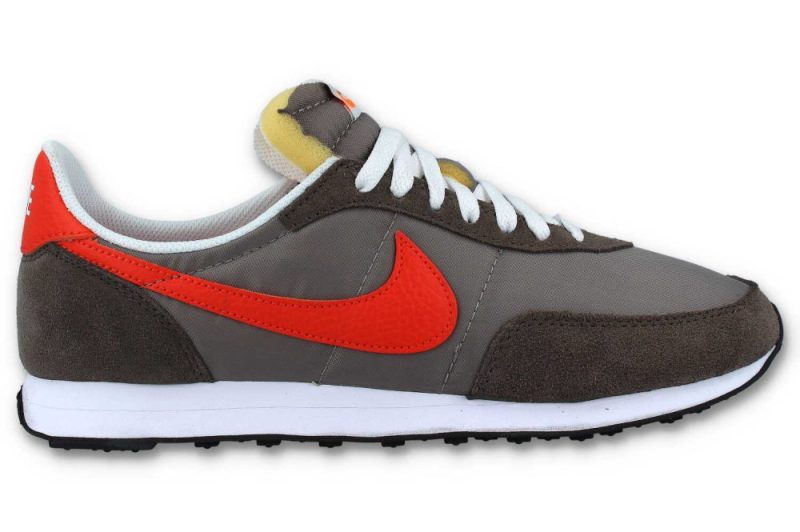 nike waffle trainer 2 braun dh1349 002