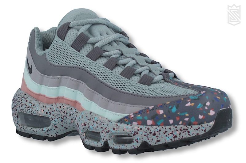 nike wmns air max 95 se grau 918413 002 1