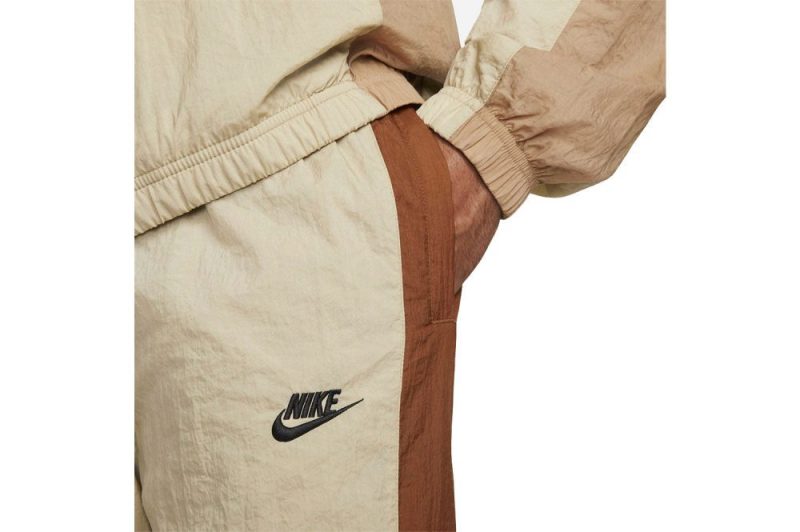 nike woven hooded tracksuit hellbraun dm6841 250 04