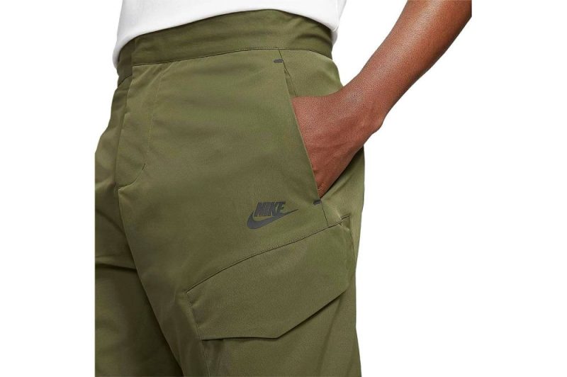 nike woven unlined utility pants gruen dh3866 326 02