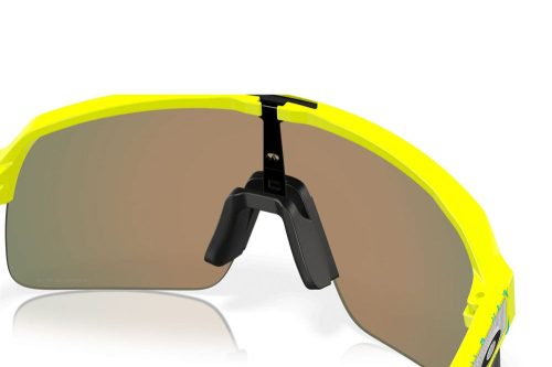 oakley sutro lite inner spark collection volt oo9463 6739 3