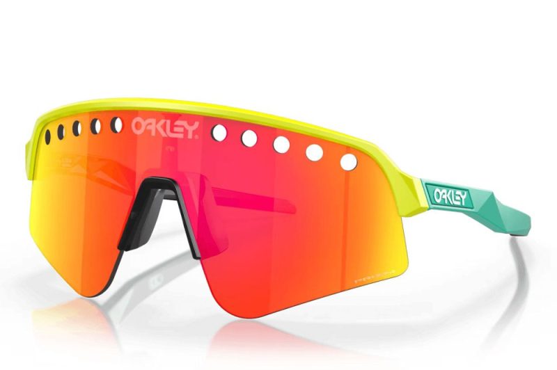 oakley sutro lite sweep vented gruen neon oo9465 0639 2