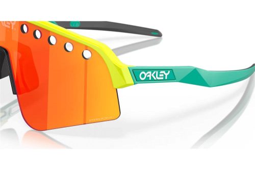 oakley sutro lite sweep vented gruen neon oo9465 0639 7