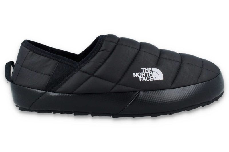 the north face thermoball traction mule v schwarz nf0a3uznky4 01